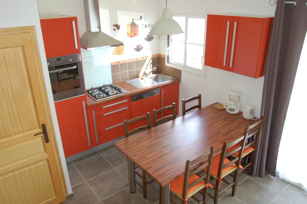 Whitley Cottage Condette Εξωτερικό φωτογραφία